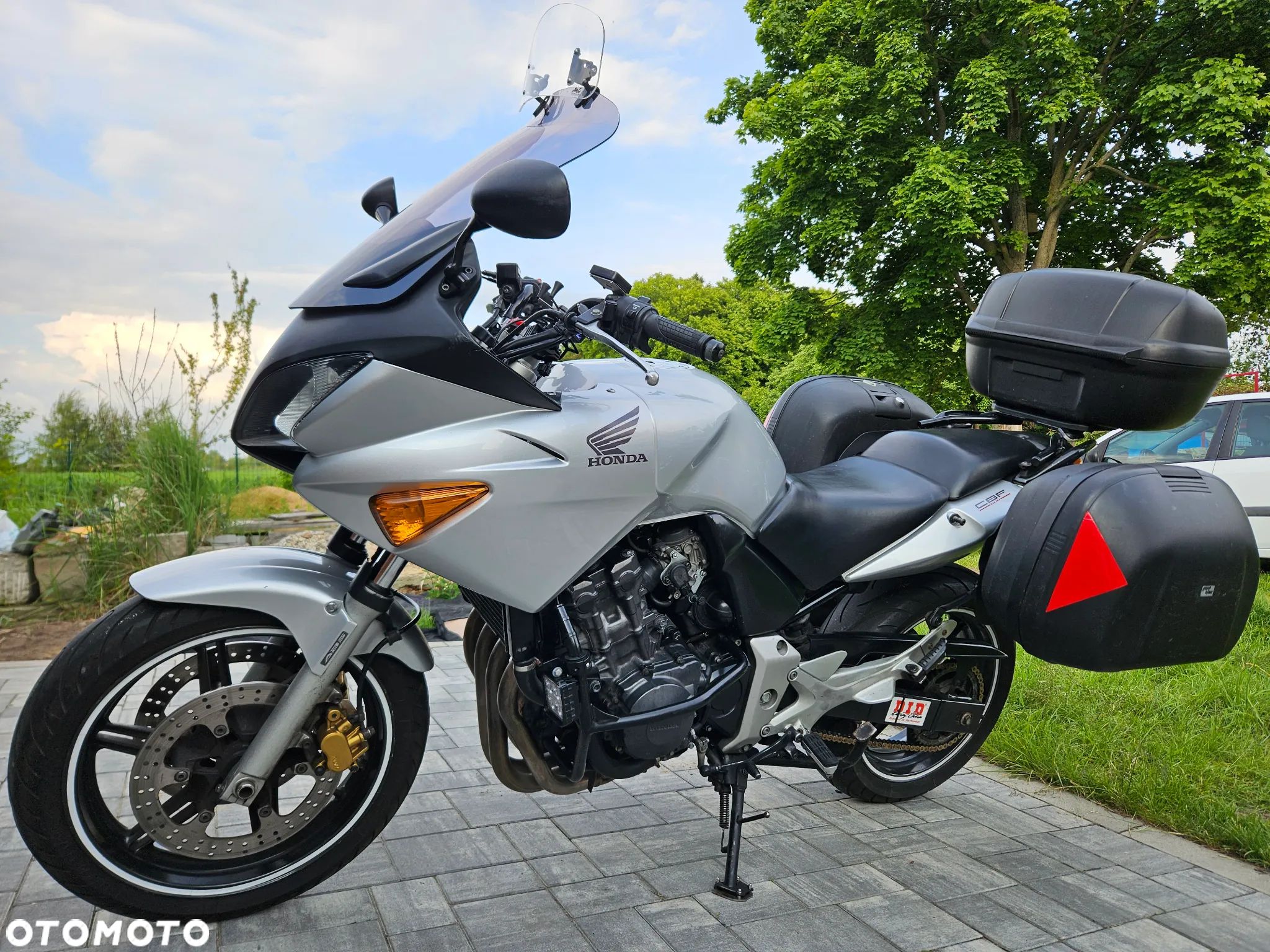 Honda CBF - 1