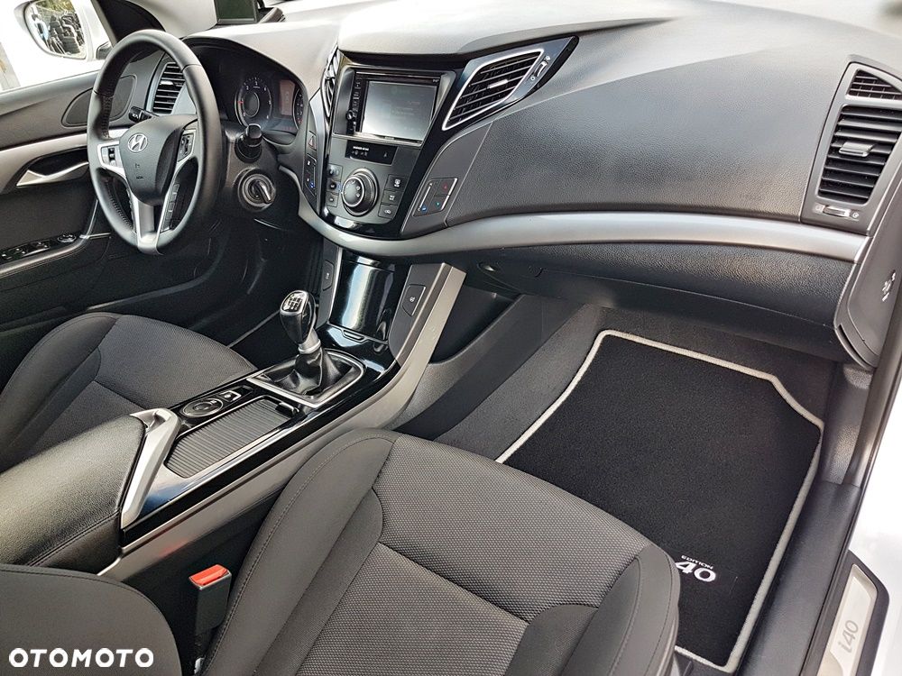 Hyundai i40 i40cw 1.7 CRDi Fifa World Cup Edition - 29