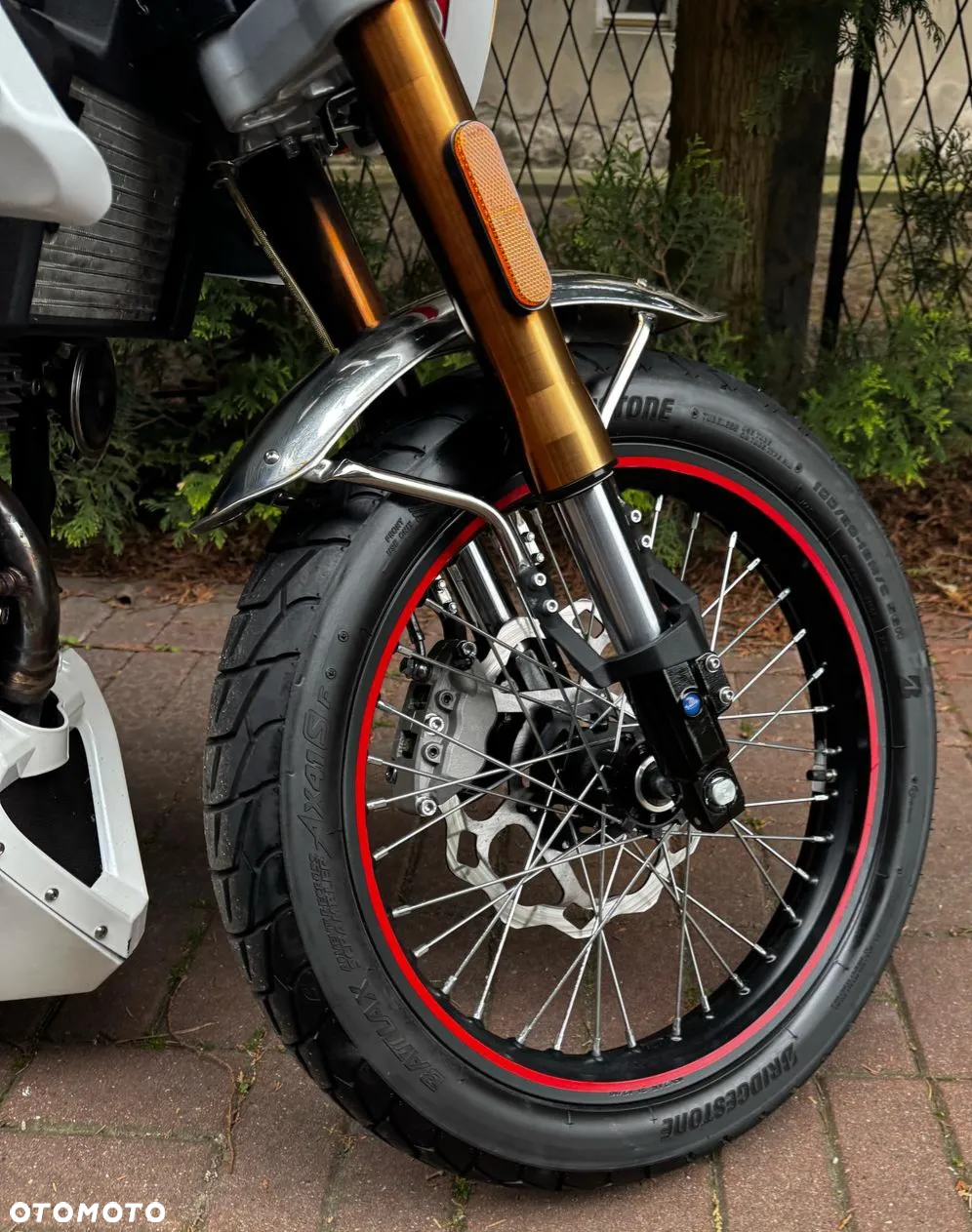 Mondial HPS 125 - 4