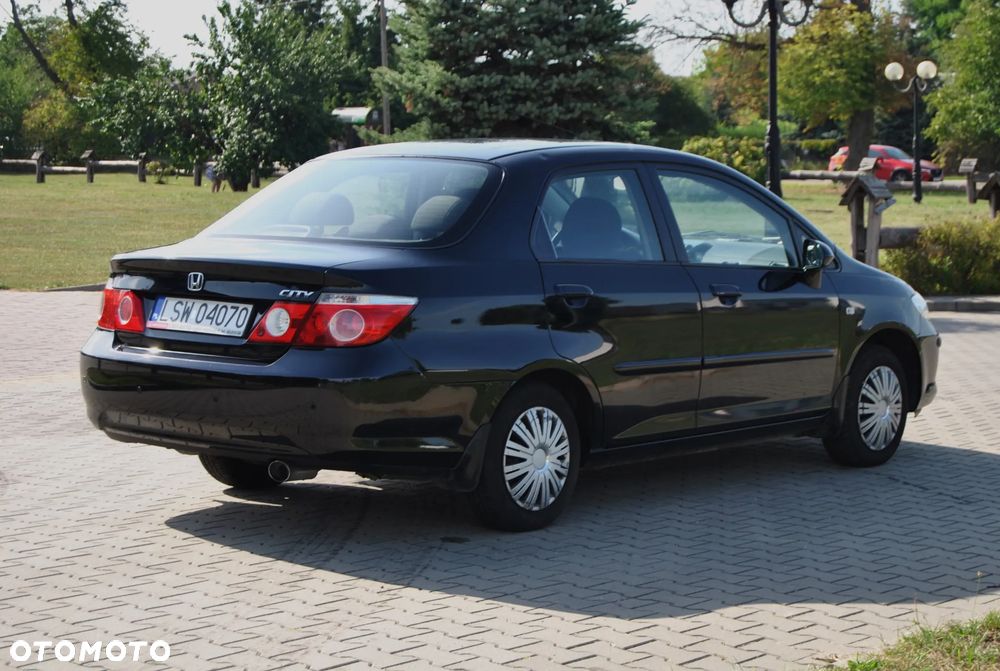 Honda City 1.4 Comfort - 3