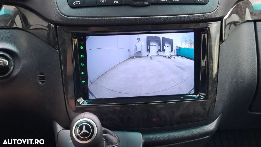 Mercedes-Benz Viano - 21