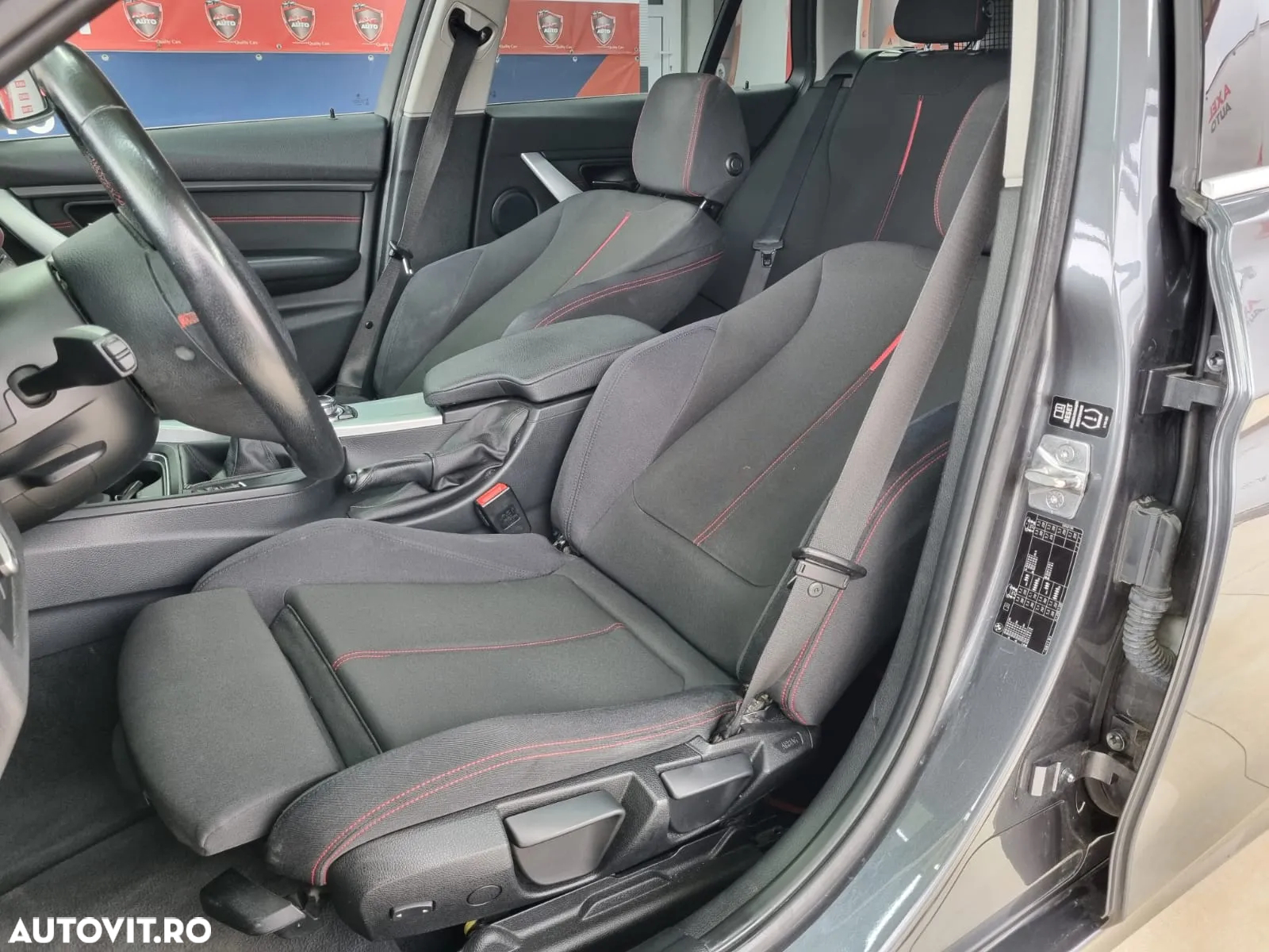 BMW Seria 3 318d - 18