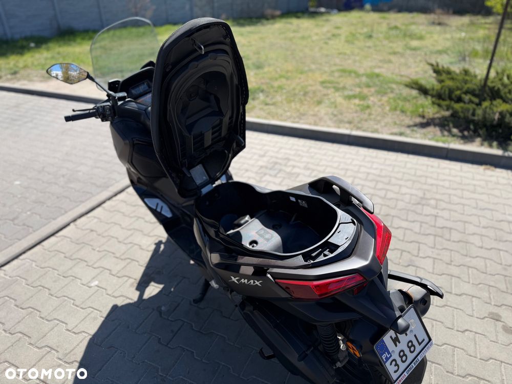 Yamaha X-max - 8