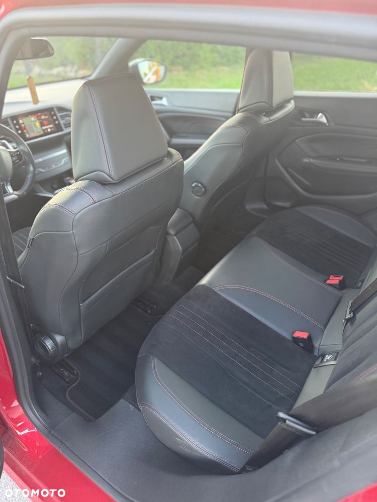 Peugeot 308 1.2 PureTech GPF GT S&S EAT8 - 11