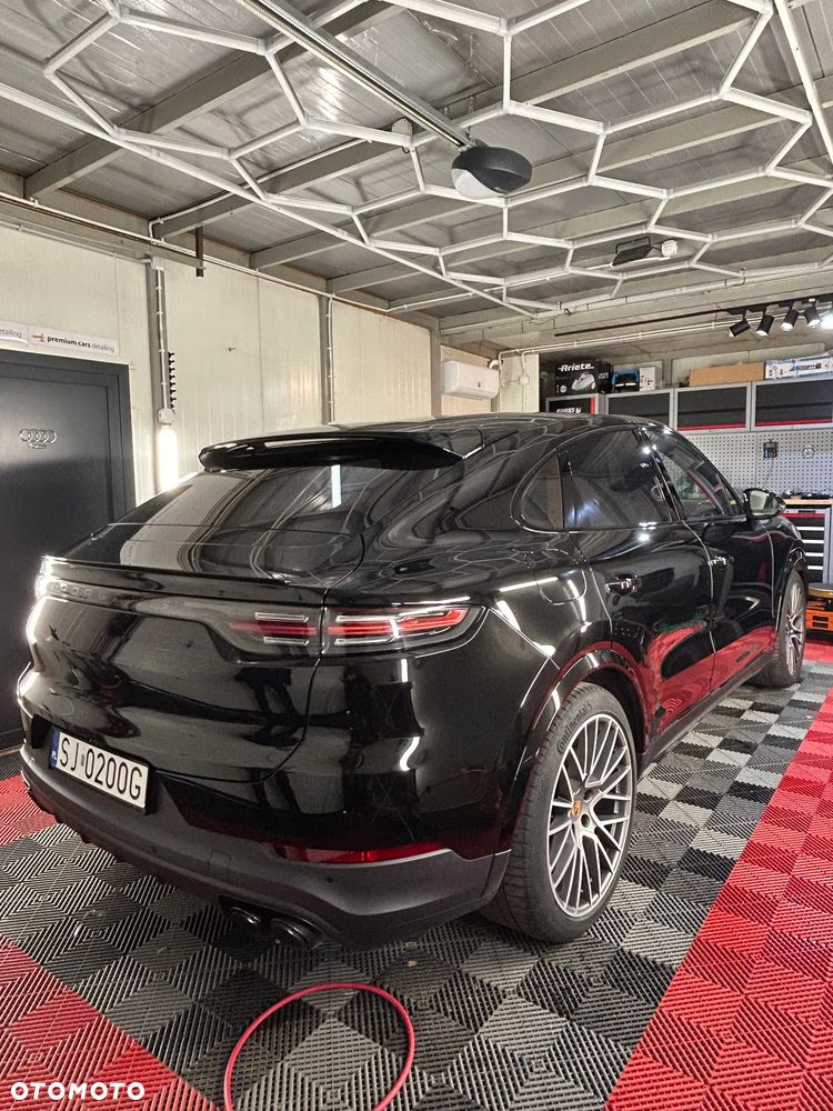 Porsche Cayenne - 27