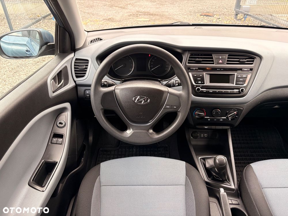 Hyundai i20 1.2 Comfort - 24