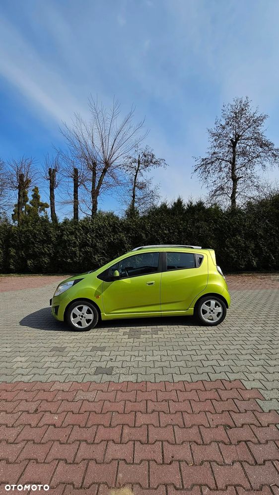 Chevrolet Spark - 2