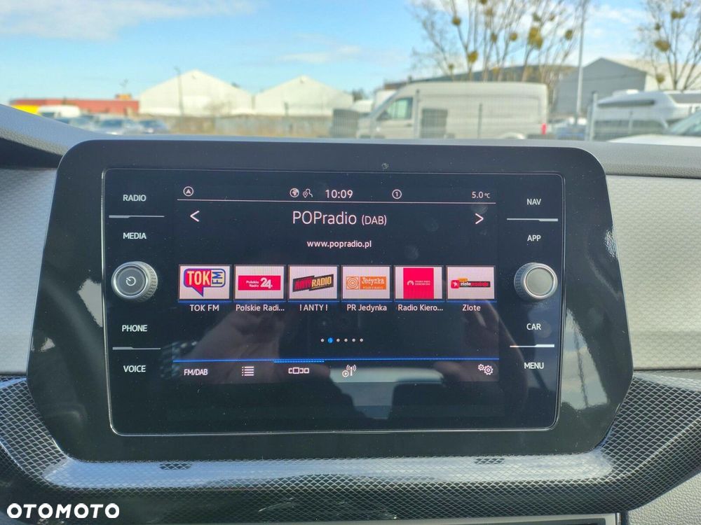 Volkswagen T-Cross - 19