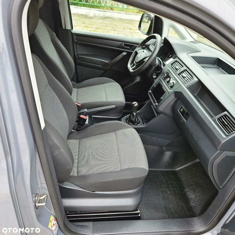 Volkswagen Caddy - 17