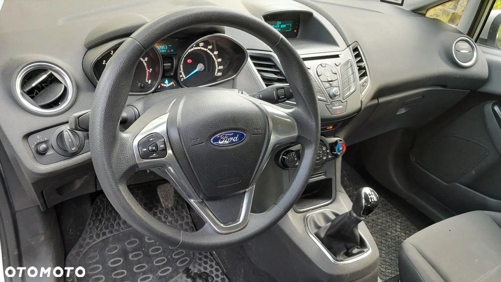 Ford Fiesta - 4