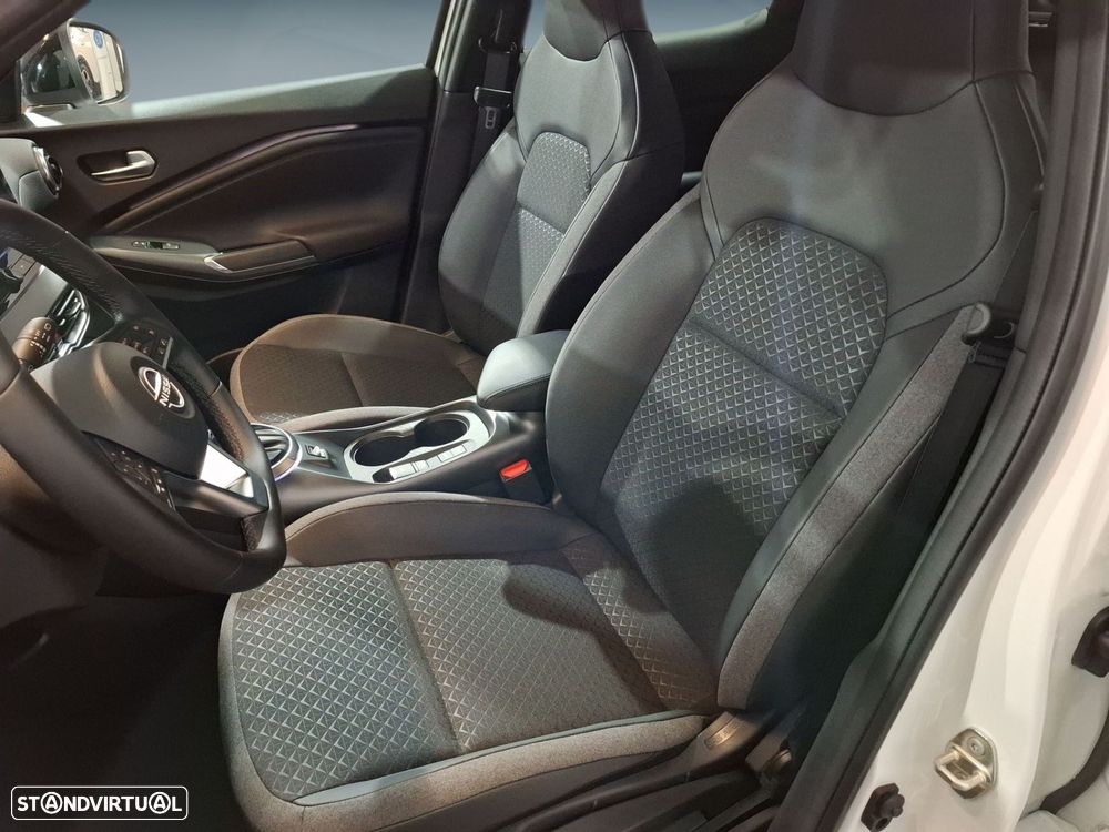 Nissan Juke 1.6 Hybrid N-Connecta — fotografia 11