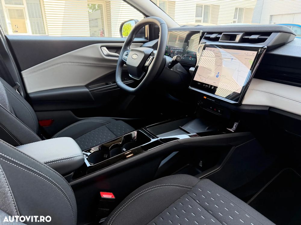 Ford Puma 43 kWh Select - 8