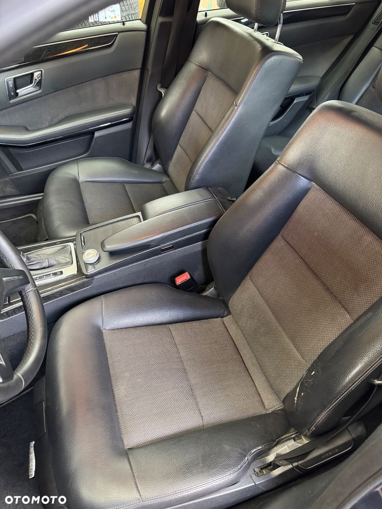 Mercedes-Benz Klasa E 220 BlueTEC 4Matic 7G-TRONIC Avantgarde - 18