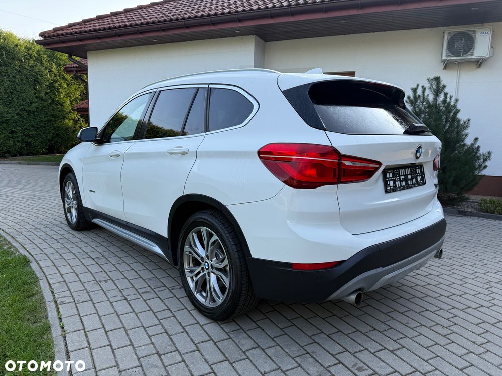 BMW X1 xDrive25i Advantage sport - 9