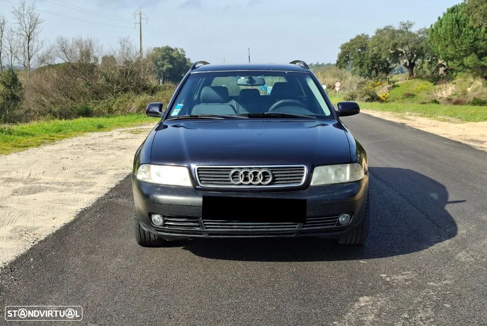 Audi A4 Avant 1.6 Ambiente - 2
