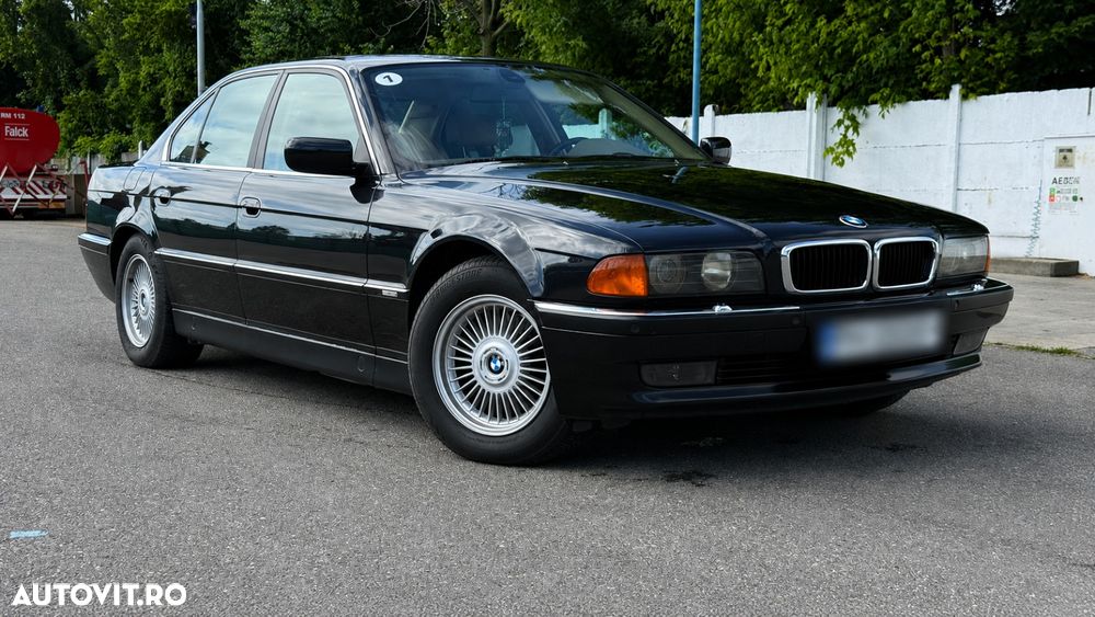 BMW Seria 7 - 1
