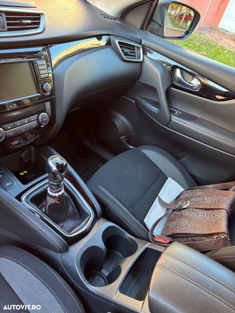 Nissan Qashqai 1.3 138CP 2WD N-Connecta - 6