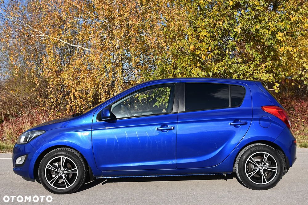 Hyundai I20 2012 photo 3