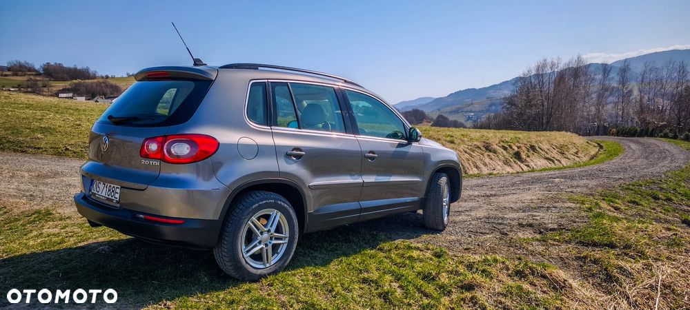 Volkswagen Tiguan 2.0 TDI DPF 4Motion Track & Field - 9