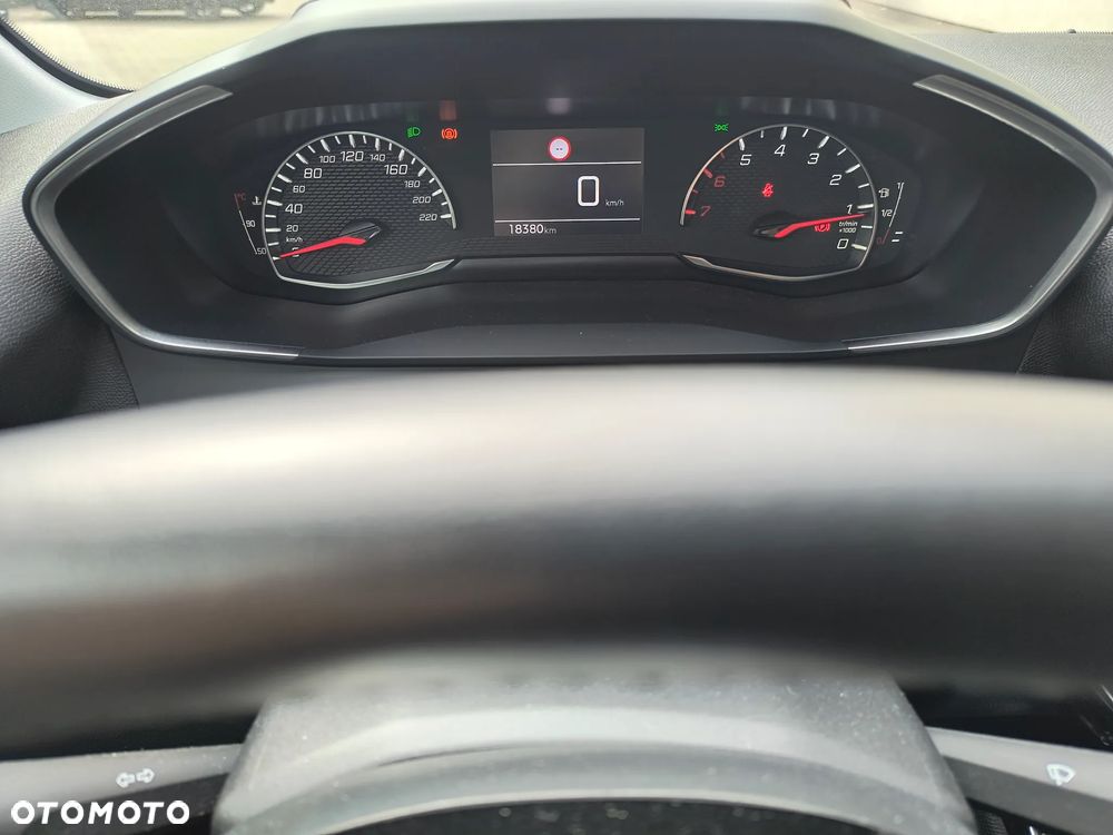 Peugeot 208 PureTech 100 Style - 17