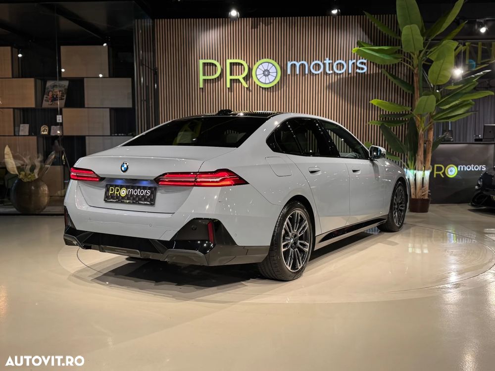 BMW Seria 5 520d xDrive Aut. - 5