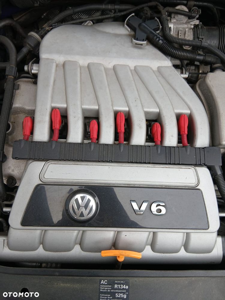 Volkswagen Golf R32 - 8