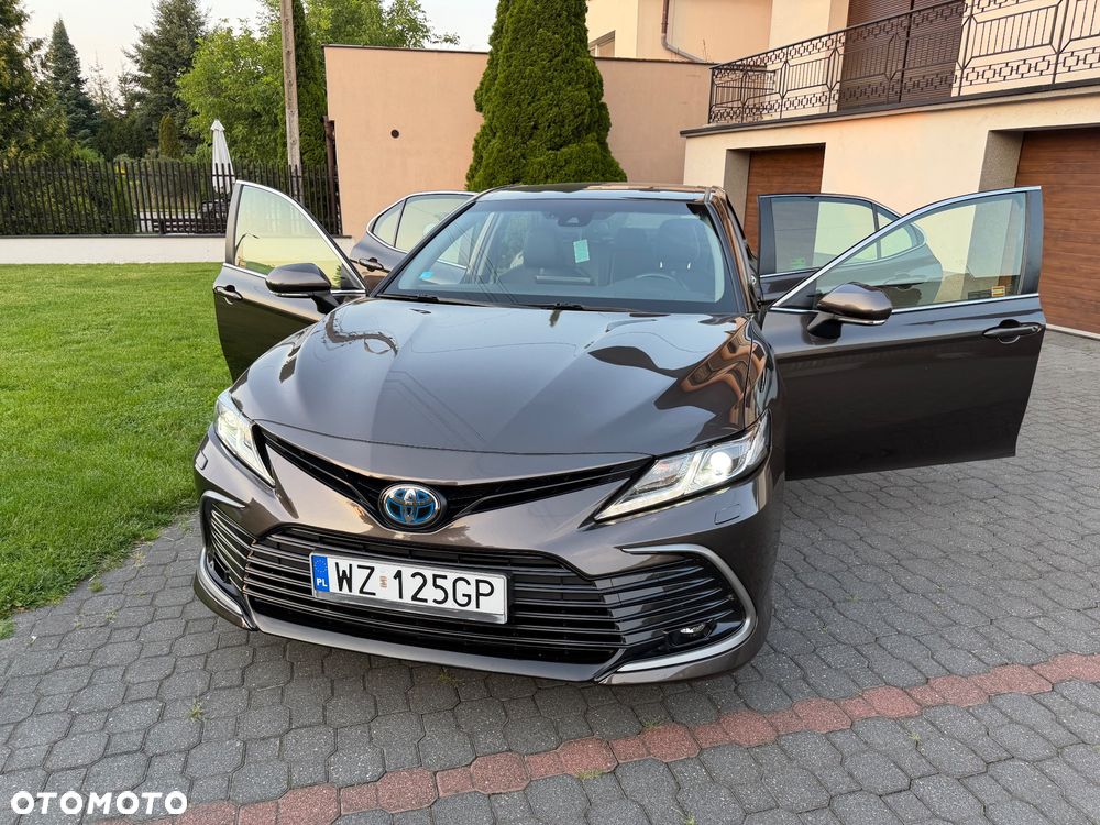 Toyota Camry - 29