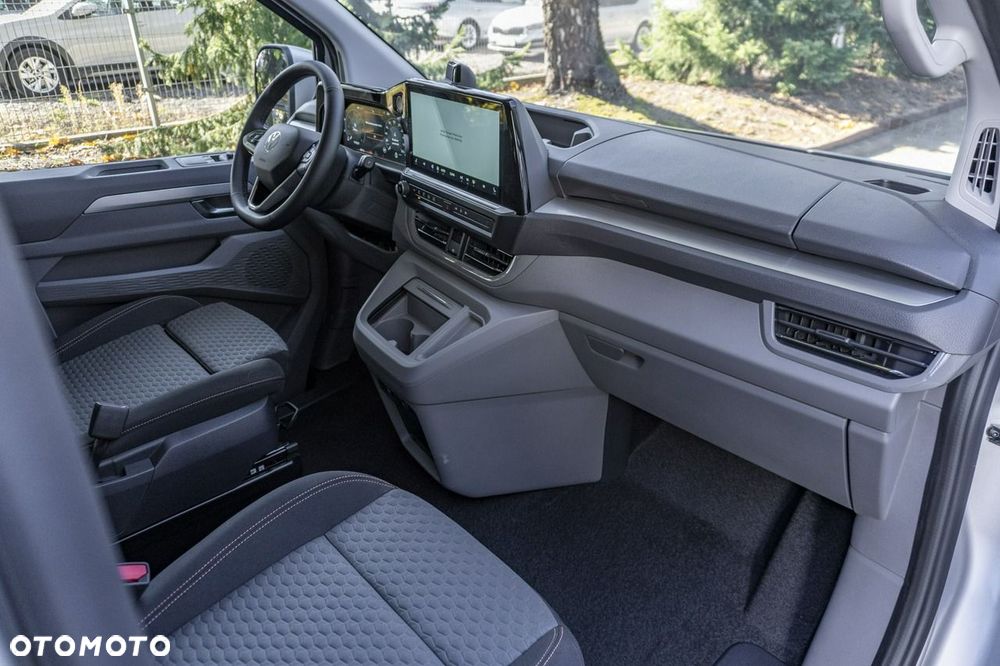 Volkswagen Caravelle - 18