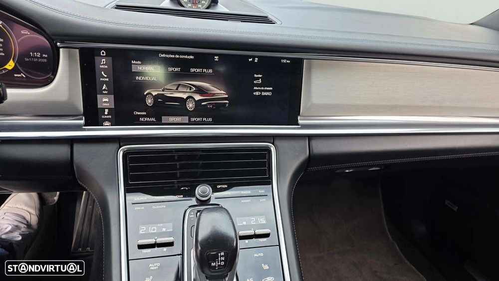 Porsche Panamera 4S - 10