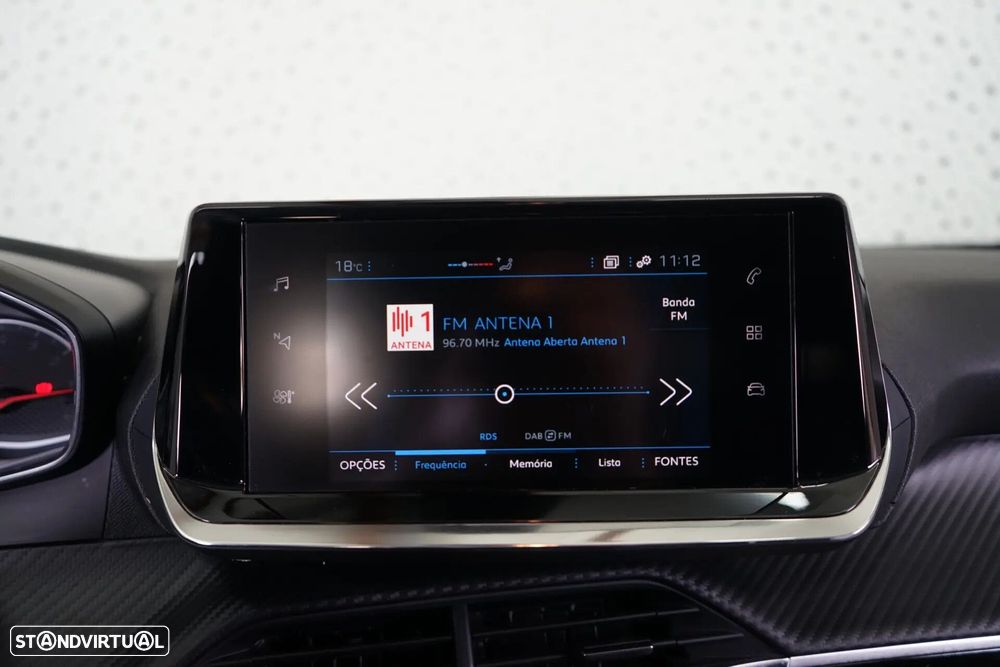 Peugeot 2008 1.2 PureTech Active Pack EAT8 - 28