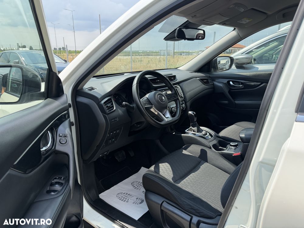 Nissan X-Trail 2.0 dCi ALL-MODE 4x4i Xtronic N-Connecta - 13