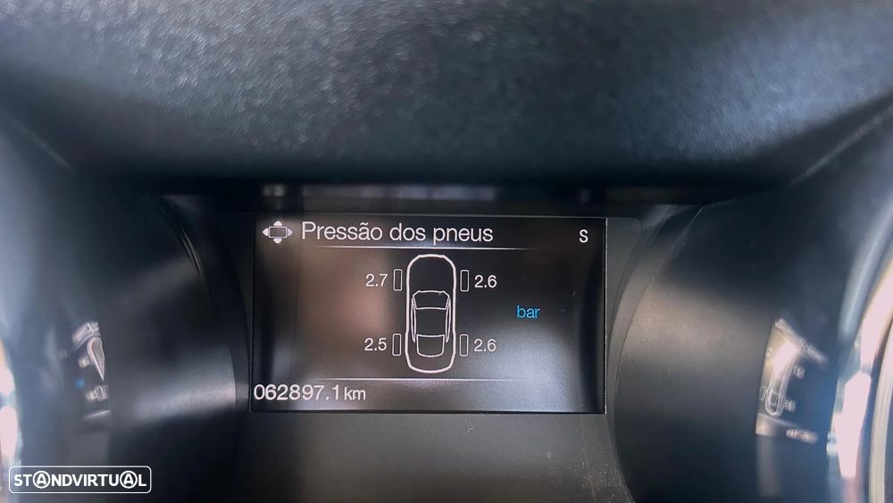 Ford Mustang 2.3 Eco Boost - 27