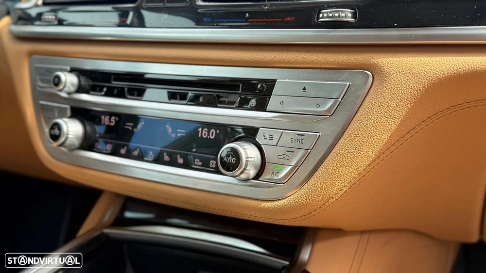 BMW 730 d xDrive - 34