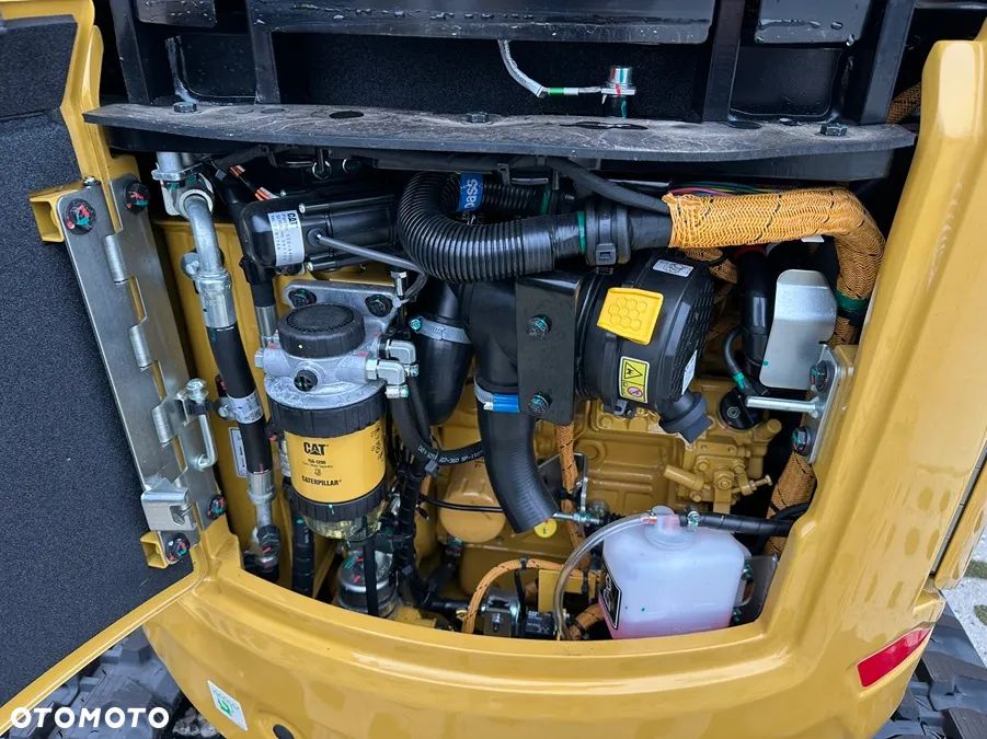 Caterpillar 302 CR - 15