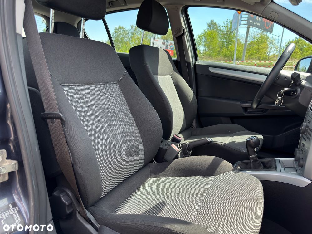 Opel Astra 1.4 Edition - 26