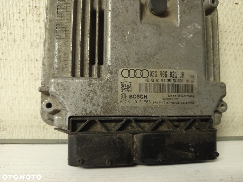 KOMPUTER STEROWNIK SILNIKA AUDI A3 8P 2.0 TDI 0281013608 03G906021JH - 2