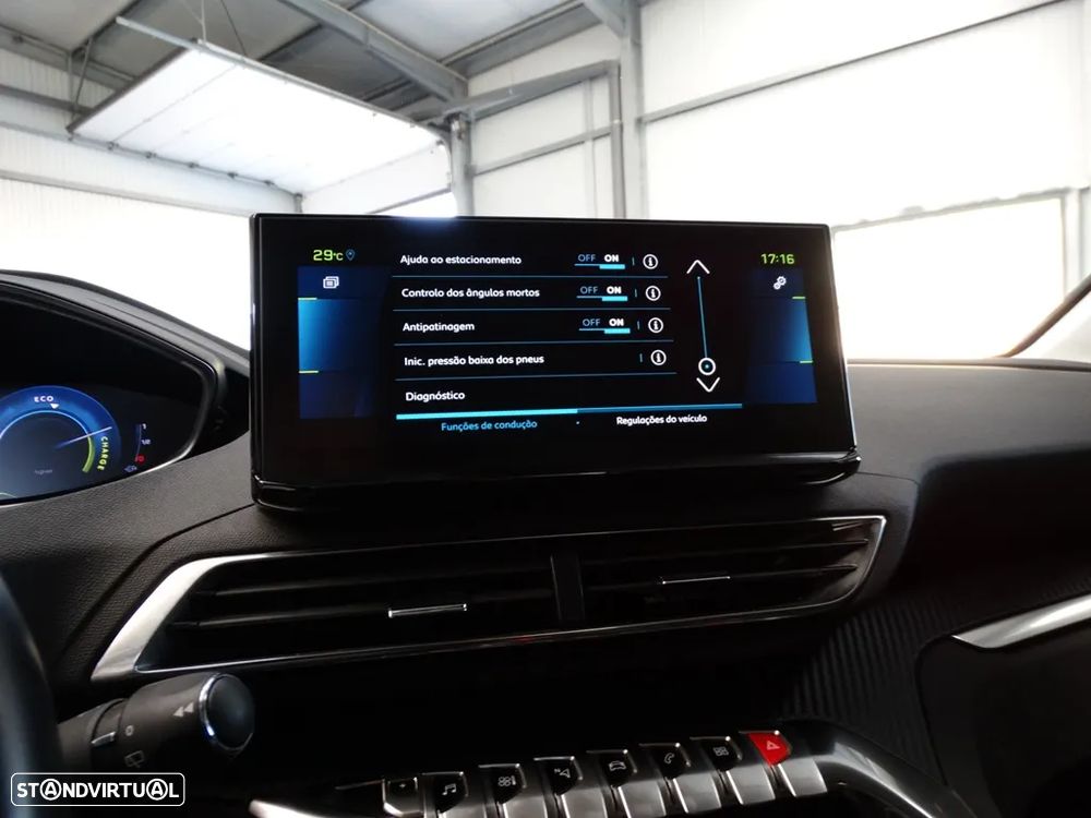 Peugeot 3008 1.6 Hybrid Allure e-EAT8 - 24
