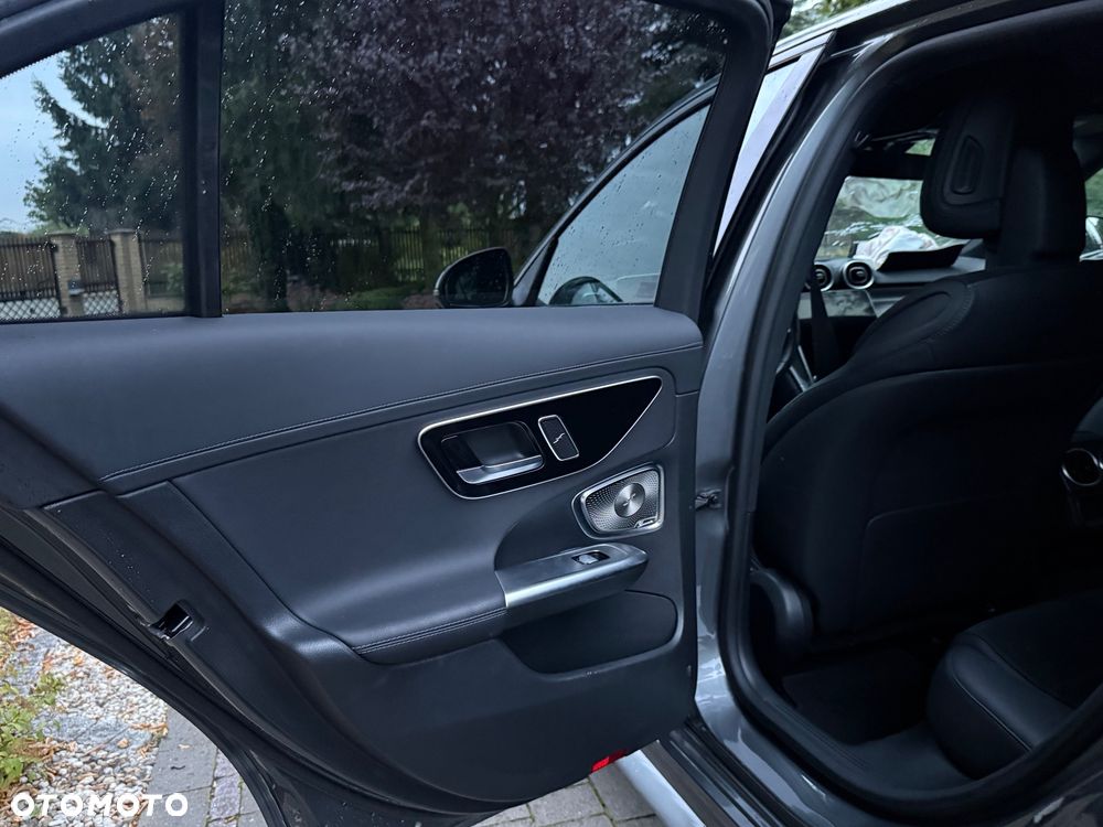 Mercedes-Benz Klasa C 220 d mHEV 4-Matic AMG - 25