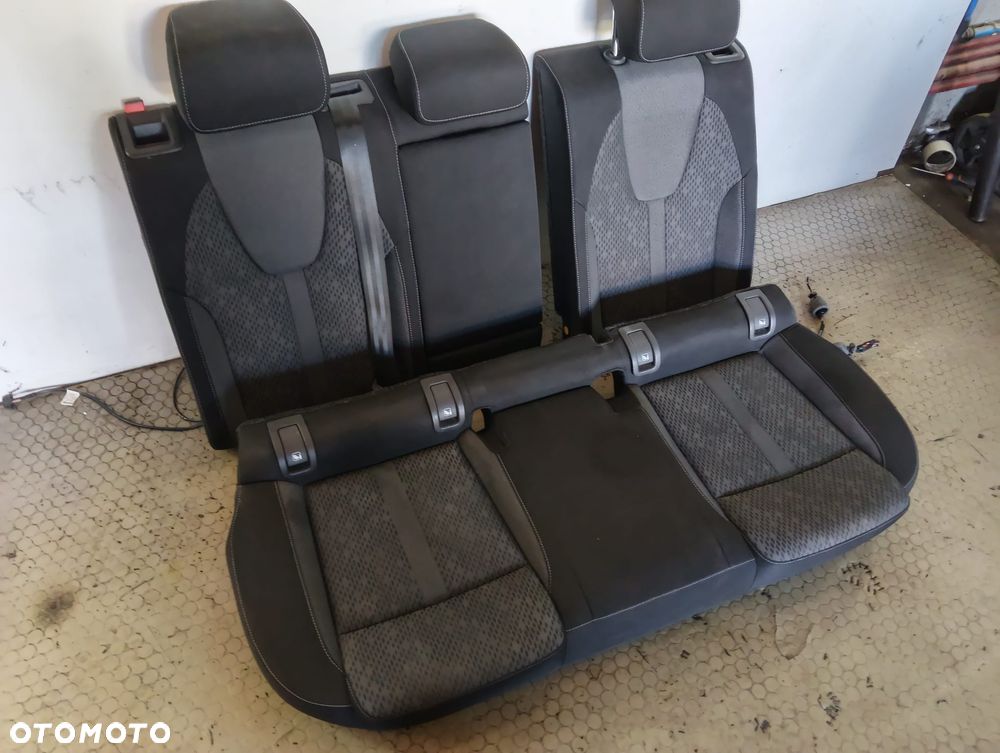 Fotele kanapa boczki grzane masaz Skoda Octavia IV czesci - 6