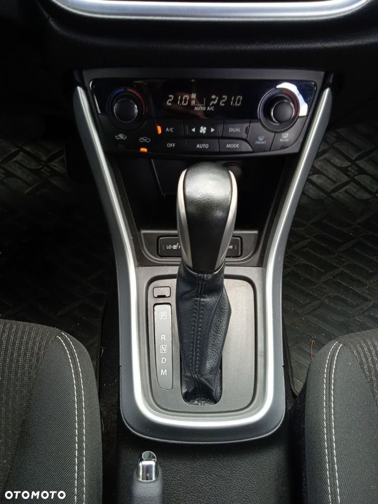 Suzuki SX4 S-Cross 1.0 T Premium - 26