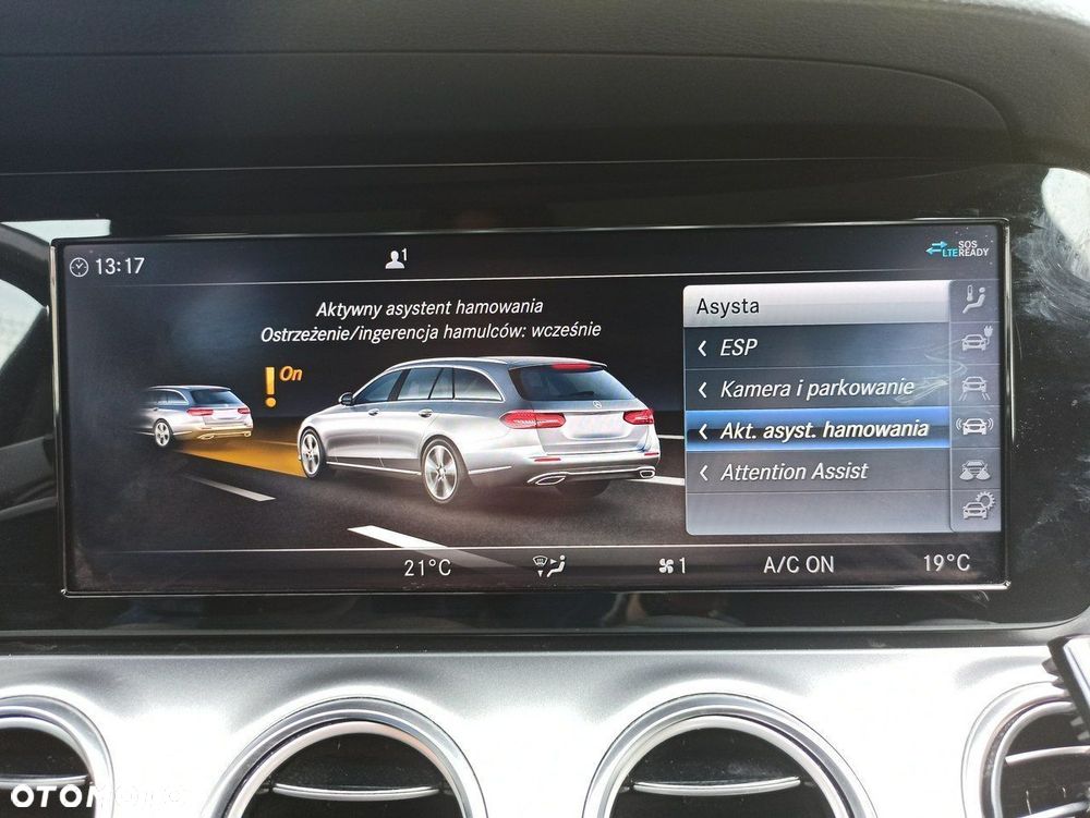 Mercedes-Benz Klasa E - 24