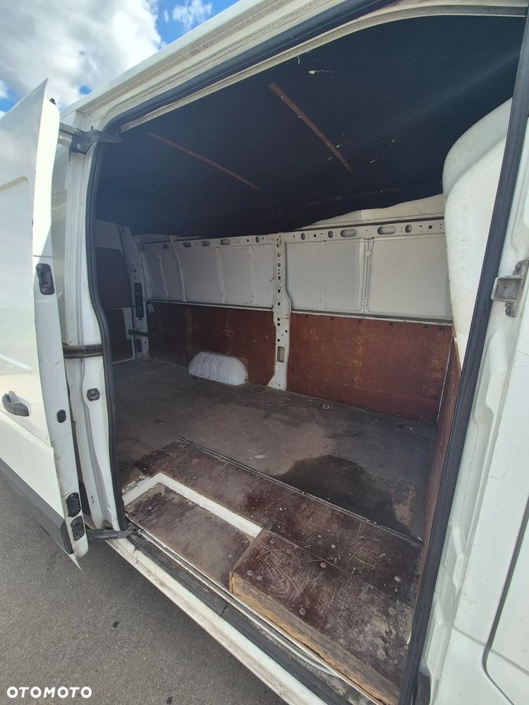 Opel Movano - 8