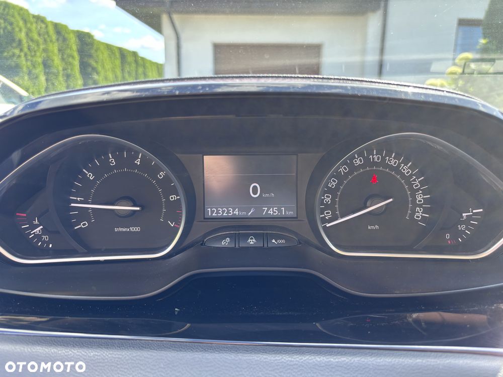 Peugeot 208 1.4 VTi Active - 10