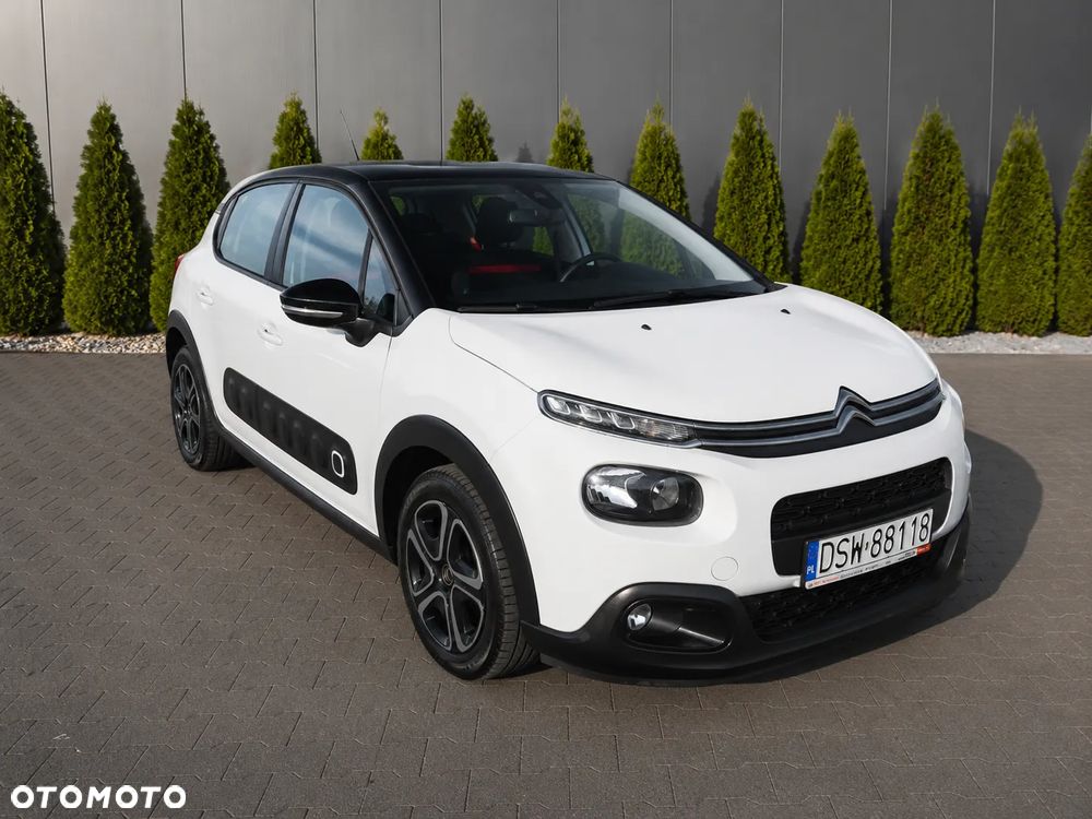 Citroën C3 1.2 PureTech Shine - 3