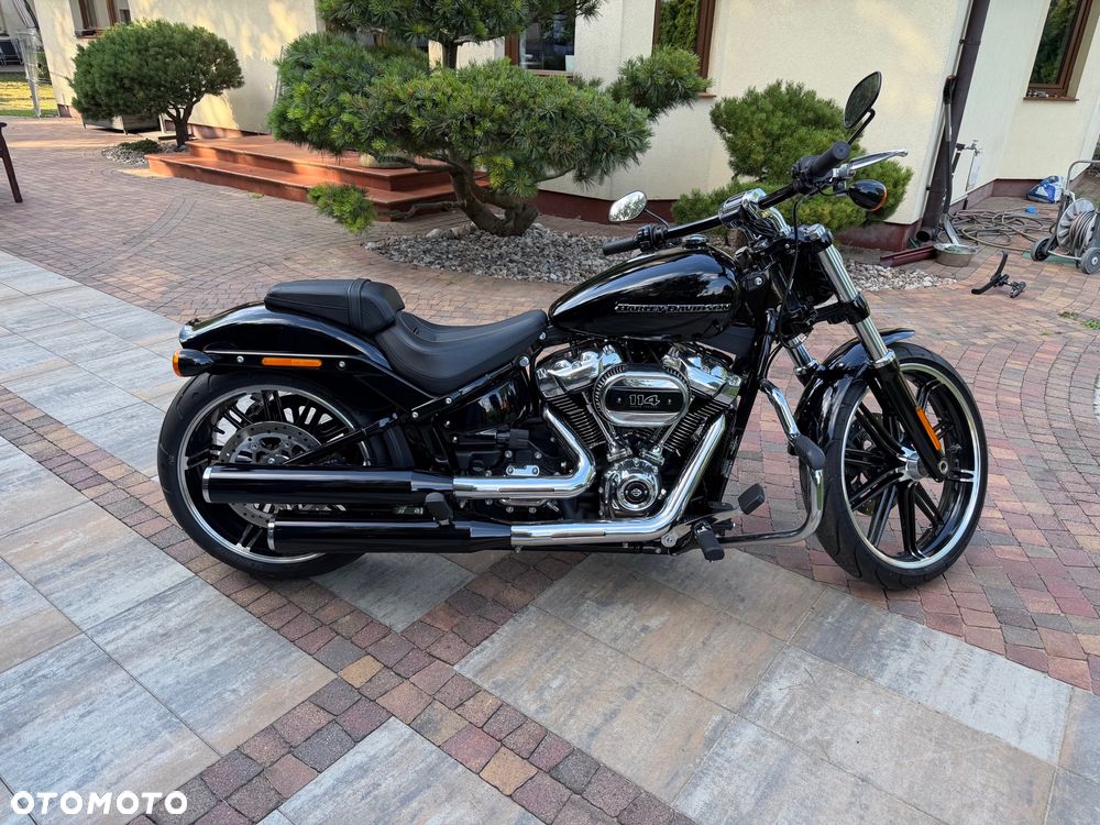 Harley-Davidson FXSB Breakout - 1