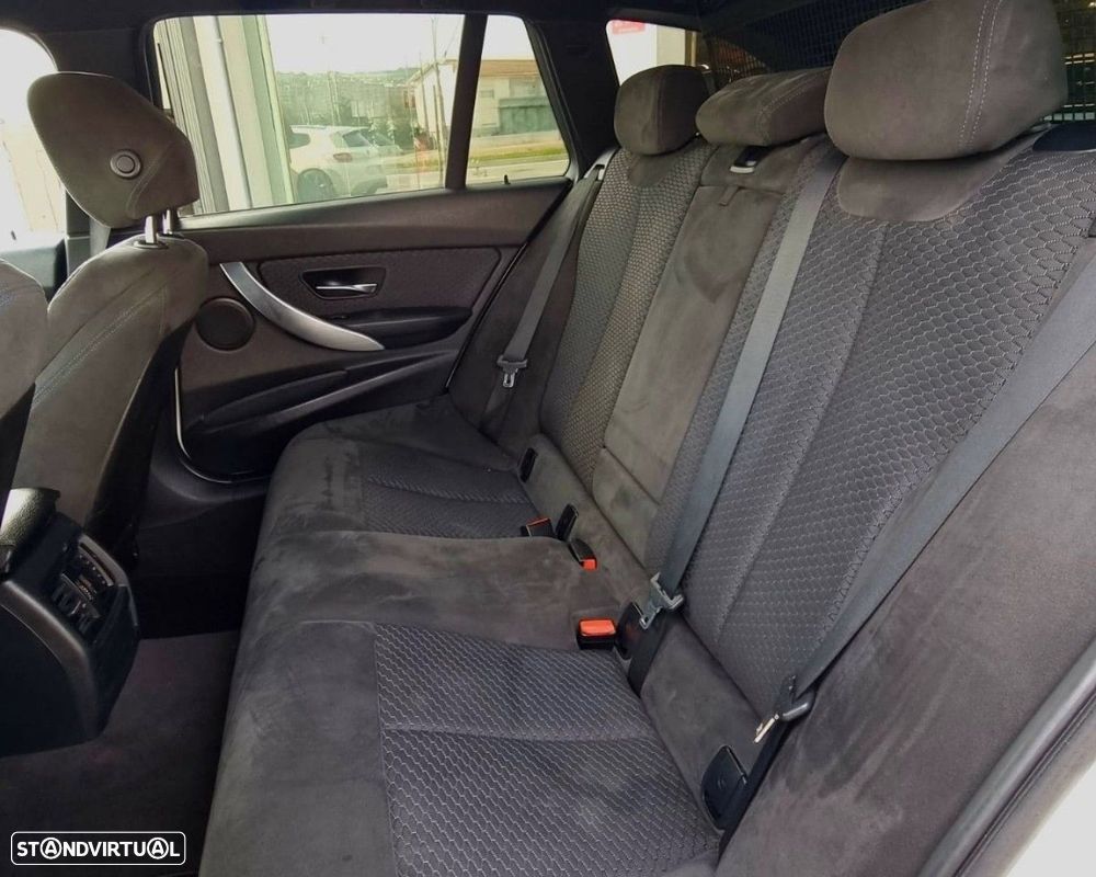 BMW 320 d Touring Pack M - 28