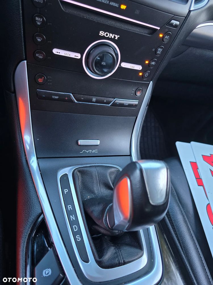 Ford Edge - 34