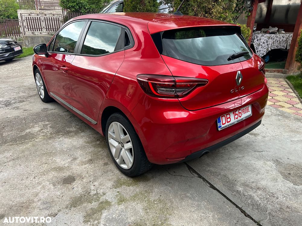 Renault Clio - 22