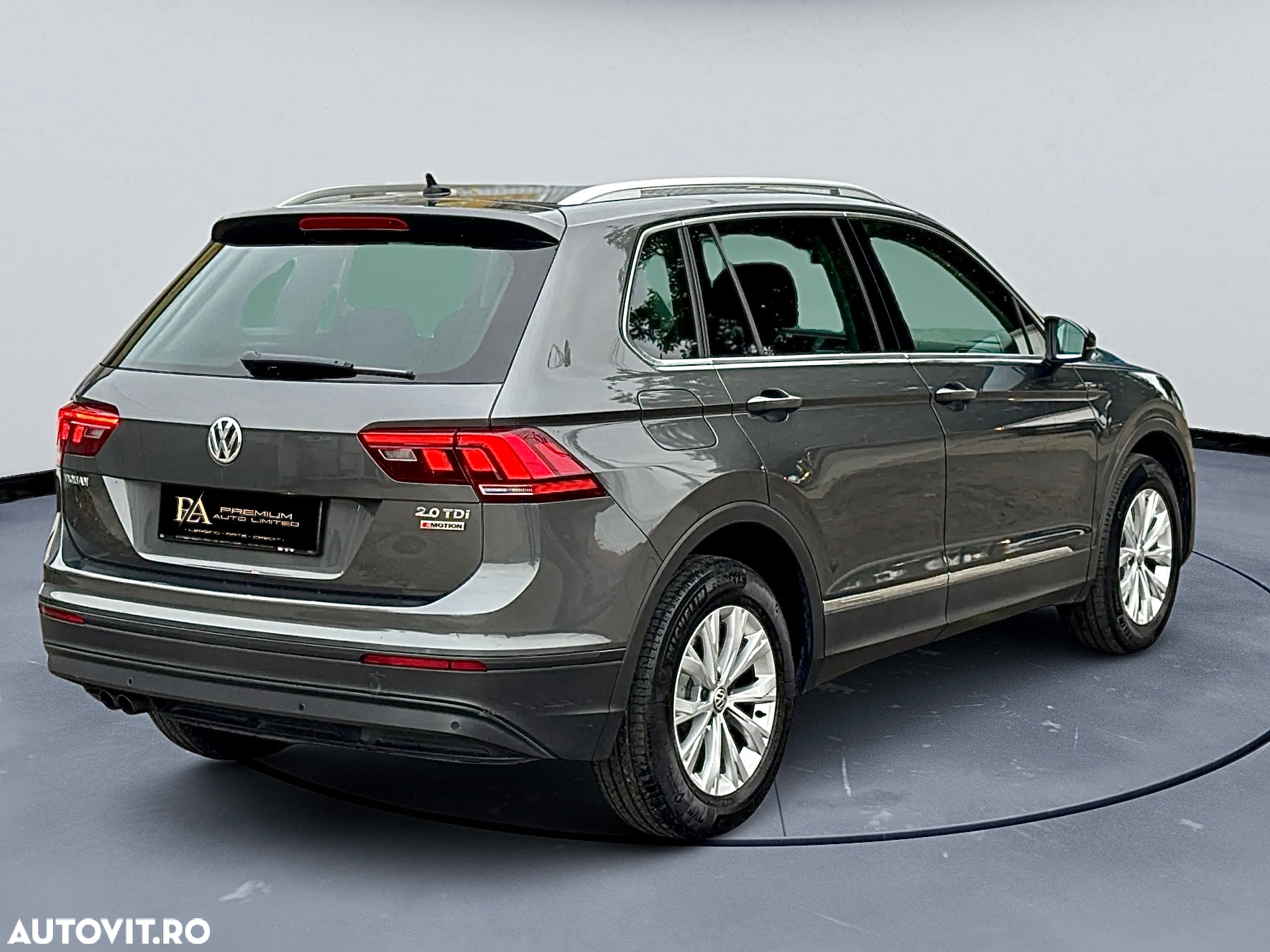 Volkswagen Tiguan 2.0 TDI 4Motion DSG BMT Sport & Style - 3