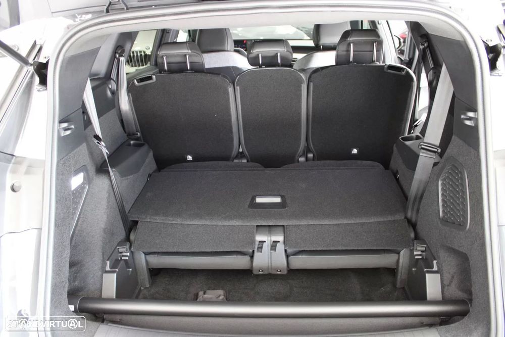 Peugeot 5008 1.2 Hybrid Allure e-DCS6 - 24